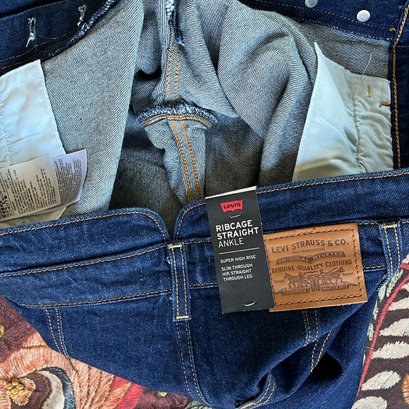 Women’s Levi ribcage straight ankle 27x27 button fly trucker waist - Picture 8 of 9